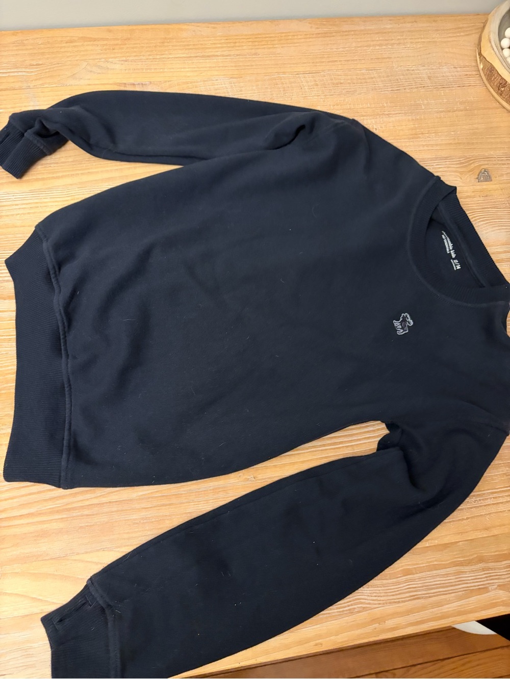 Boys Abercrombie Crew Sweatshirt Black Size 13/14